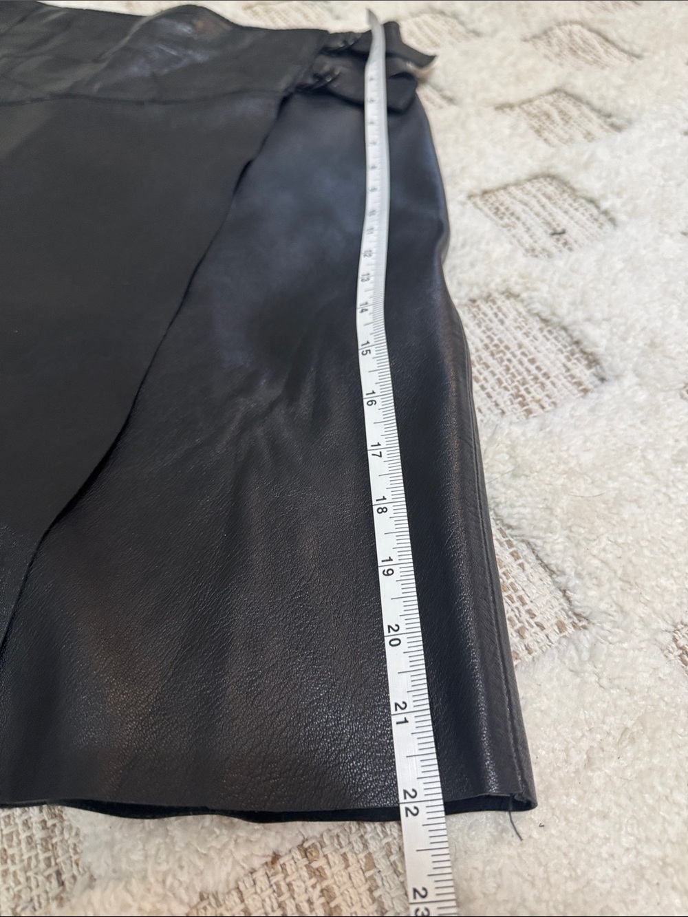Veronique Branquinho 100% Leather Asymmetrical Wrap Skirt — Size 38 - Picture 13 of 13